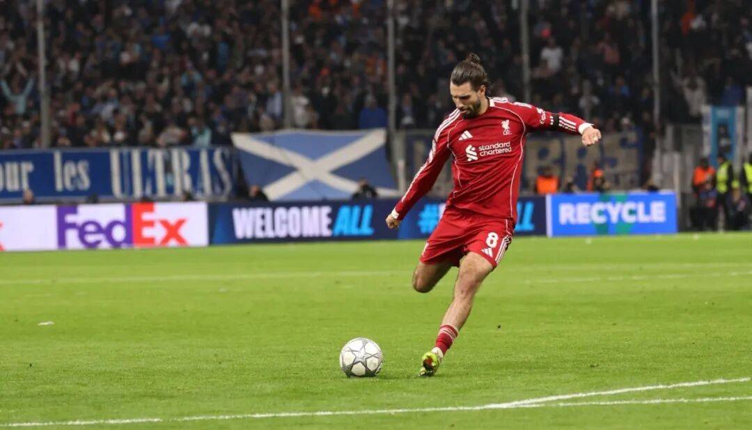 又帅又能踢！欧冠官方晒出索博数据：10场5球4助攻